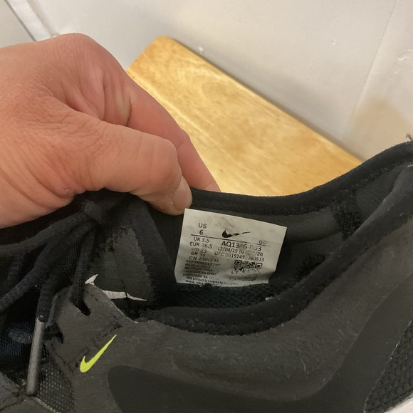 Nike free run sneakers size 6 - Picture 5 of 7